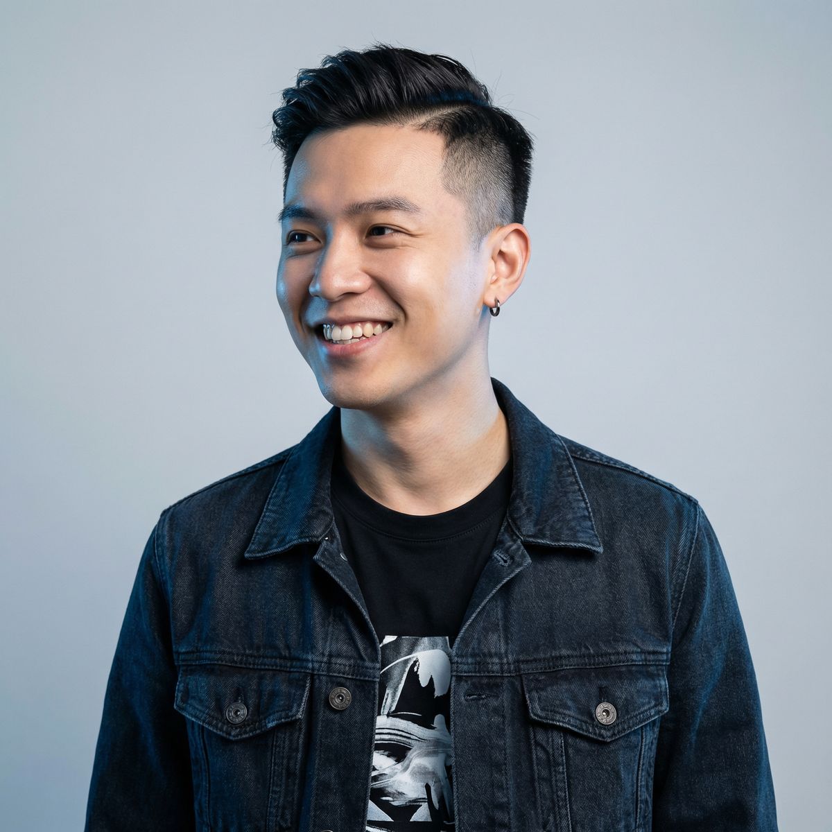 四虎文化研究顾问李晨曦